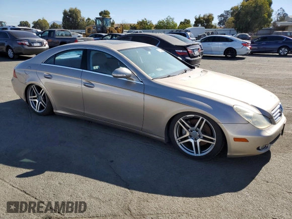 2006 Mercedes-Benz CLS 500 with VIN WDDDJ75X06A037295, listed as a Copart auction lot 77282044 with 171,291 mi miles and Clean Title. Bid and sale history available at DreamBid. Image 4.