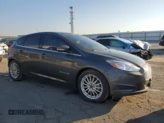 2015 Ford Focus Electric z VIN 1FADP3R44FL221828, wystawiony jako Copart lot #43067325 z przebiegiem 55 636 mil mil oraz Szkoda całkowita • Salvage title. Historia ofert i sprzedaży dostępna na DreamBid. Obrazek 4.