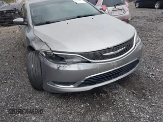 2015 Chrysler 200 Limited with VIN 1C3CCCAB6FN571322, listed as a IAAI auction lot 41929946 with 178,348 mi miles. Bid and sale history available at carsss.com. Image 6.