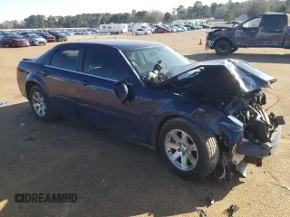 2006 Chrysler 300 with VIN 2C3KA43RX6H151847, listed as a Copart auction lot 87916885 with 0 mi miles and Salvage Title. Bid and sale history available at carsss.com. Image 4.