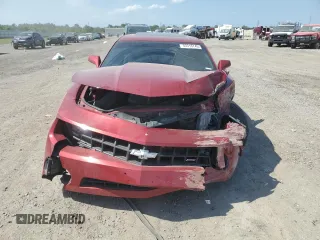 2013 Chevrolet Camaro LT z VIN 2G1FC1E37D9144627, wystawiony jako Copart lot #53316745 z przebiegiem 88 056 mil mil oraz Szkoda całkowita • Salvage title. Historia ofert i sprzedaży dostępna na DreamBid. Obrazek 5.