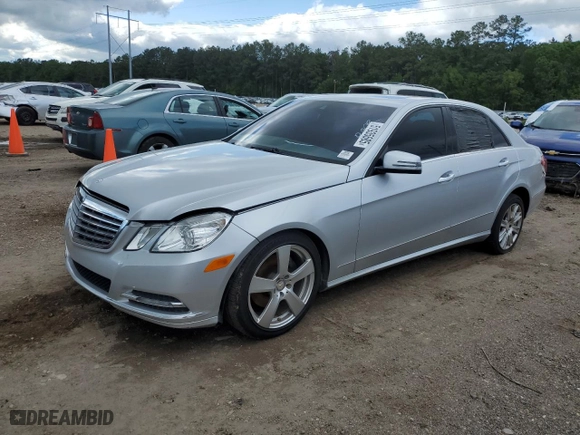 2013 Mercedes-Benz E-Class E 350 Luxury with VIN WDDHF5KBXDA688320, listed as a Copart auction lot 51935685 with 121,057 mi miles and Clean Title. Bid and sale history available at carsss.com. Image 1.