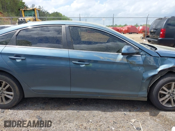 2017 Hyundai Sonata SE with VIN 5NPE24AFXHH587980, listed as a IAAI auction lot 41962264 with 103,239 mi miles. Bid and sale history available at carsss.com. Image 13.