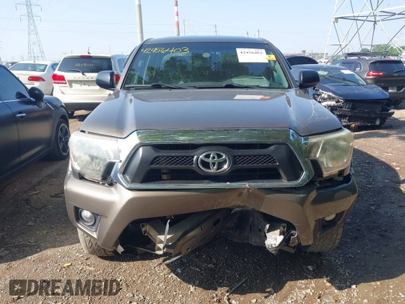2014 Toyota Tacoma with VIN 5TFLU4EN2EX108616, listed as a IAAI auction lot 42456403 with 112,074 mi miles and . Bid and sale history available at DreamBid. Image 12.