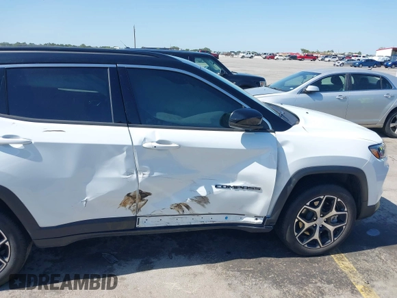 2024 Jeep Compass Limited с VIN 3C4NJDCN1RT142729, выставлен на аукционе IAAI как лот 42011879 с пробегом 8 693 миль миль и . История ставок и продаж доступна на DreamBid. Изображение 6.