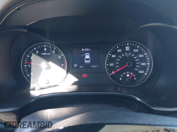 2019 Kia Forte LXS z VIN 3KPF24AD0KE087972, wystawiony jako IAAI lot #42252390 z przebiegiem 118 537 mil mil oraz . Historia ofert i sprzedaży dostępna na DreamBid. Obrazek 7.