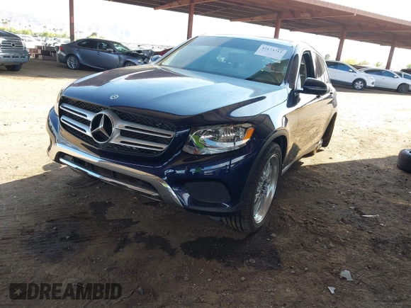 2019 Mercedes-Benz GLC 300 z VIN WDC0G4KB1KV195835, wystawiony jako IAAI lot #42173713 z przebiegiem 113 036 mil mil oraz . Historia ofert i sprzedaży dostępna na DreamBid. Obrazek 21.