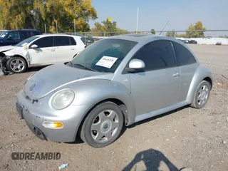 2000 Volkswagen Beetle GLS with VIN 3VWCC21CXYM467201, listed as a IAAI auction lot 40866354 with Not Provided miles and . Bid and sale history available at DreamBid. Image 2.
