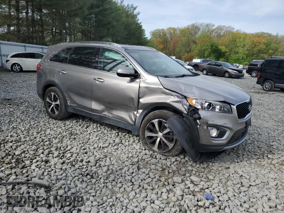 2018 Kia Sorento EX z VIN 5XYPH4A14JG357974, wystawiony jako Copart lot #54456085 z przebiegiem 98 957 mil mil oraz Szkoda całkowita • Salvage title. Historia ofert i sprzedaży dostępna na DreamBid. Obrazek 4.
