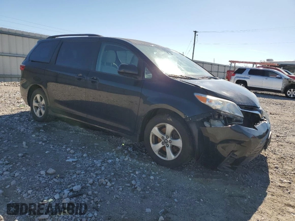 2019 Toyota Sienna LE Auto Access Seat with VIN 5TDKZ3DC7KS996997, listed as a Copart auction lot 46851155 with Not provided miles and Salvage title. Bid and sale history available at DreamBid. Image 4.