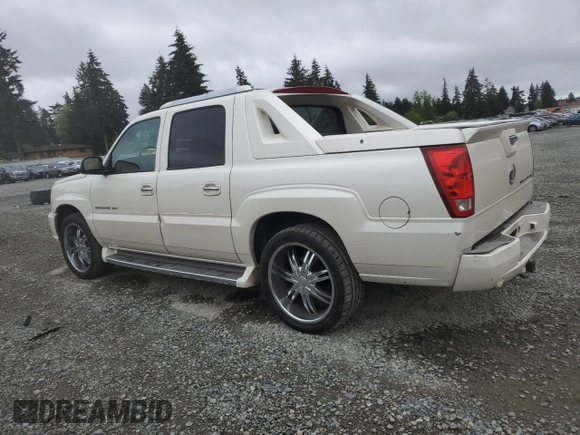2005 Cadillac Escalade EXT z VIN 3GYEK62N45G133207, wystawiony jako Copart lot #54935685 z przebiegiem 131 962 mil mil oraz Szkoda całkowita • Salvage title. Historia ofert i sprzedaży dostępna na DreamBid. Obrazek 2.