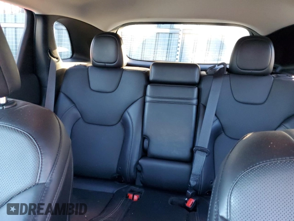 2019 Jeep Cherokee Limited with VIN 1C4PJMDX5KD378000, listed as a Copart auction lot 82141464 with 48,035 mi miles and Salvage Title. Bid and sale history available at DreamBid. Image 10.