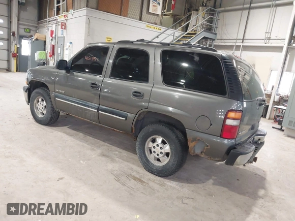 2001 Chevrolet Tahoe LT with VIN 1GNEK13T11J227454, listed as a IAAI auction lot 41513937 with 284,210 mi miles. Bid and sale history available at carsss.com. Image 3.