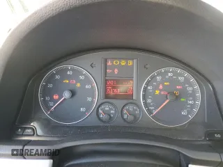 2007 Volkswagen Jetta 2.5 z VIN 3VWSF71K57M038179, wystawiony jako Copart lot #47118715 z przebiegiem 153 763 mil mil oraz Szkoda całkowita • Salvage title. Historia ofert i sprzedaży dostępna na DreamBid. Obrazek 9.