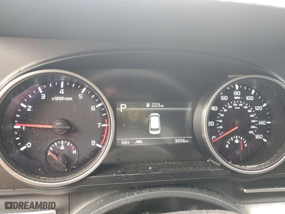 2024 Kia Carnival LX with VIN KNDNB4H33R6442142, listed as a Copart auction lot 71405804 with 3,056 mi miles and Salvage Title. Bid and sale history available at carsss.com. Image 9.