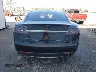 2015 Tesla Model S 85D with VIN 5YJSA1S29FF084680, listed as a Copart auction lot 51488045 with 116,690 mi miles and Salvage Title. Bid and sale history available at carsss.com. Image 6.
