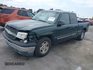 2005 Chevrolet Silverado 1500 LS with VIN 2GCEC19T151306636, listed as a IAAI auction lot 42068068 with 171,825 mi miles and . Bid and sale history available at DreamBid. Image 2.