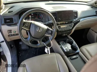 2021 Honda Pilot Touring 8-Passenger with VIN 5FNYF5H92MB001840, listed as a Copart auction lot 43236895 with 63,402 mi miles and Salvage Title. Bid and sale history available at DreamBid. Image 8.