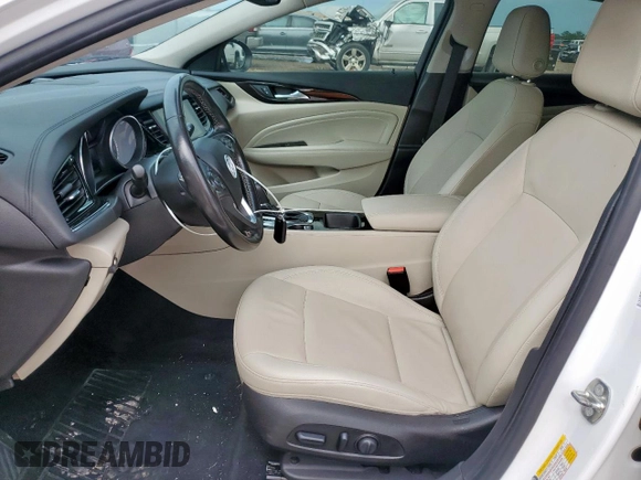2018 Buick Regal Essence with VIN W04GP6SX4J1127816, listed as a Copart auction lot 58793905 with 86,501 mi miles and Salvage title. Bid and sale history available at DreamBid. Image 7.