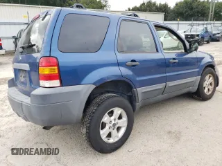 2007 Ford Escape XLT with VIN 1FMYU03Z47KA39170, listed as a Copart auction lot 75157914 with 141,672 mi miles and Salvage Title. Bid and sale history available at carsss.com. Image 3.
