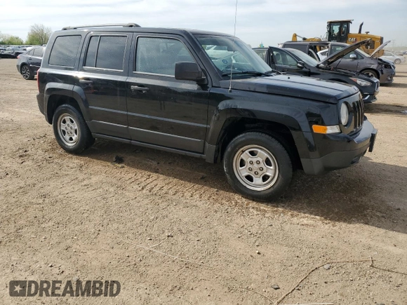 2014 Jeep Patriot Sport z VIN 1C4NJPBA6ED574930, wystawiony jako Copart lot #55684595 z przebiegiem 101 772 mil mil oraz Szkoda całkowita • Salvage title. Historia ofert i sprzedaży dostępna na DreamBid. Obrazek 4.
