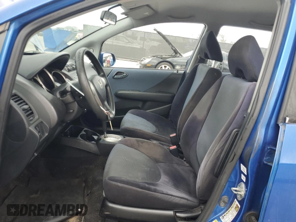 2008 Honda Fit with VIN JHMGD38478S000636, listed as a Copart auction lot 44699905 with 154,107 mi miles and Salvage title. Bid and sale history available at DreamBid. Image 7.