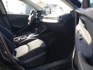 2016 Scion iA z VIN 3MYDLBZV4GY140248, wystawiony jako IAAI lot #42282531 z przebiegiem 72 644 mil mil oraz . Historia ofert i sprzedaży dostępna na DreamBid. Obrazek 5.