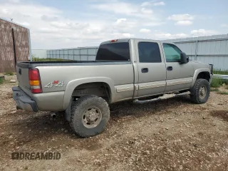 2002 Chevrolet Silverado 1500HD LT z VIN 1GCGK13U12F103442, wystawiony jako Copart lot #64629124 z przebiegiem 211 753 mil mil oraz Czysty tytuł • Clean title. Historia ofert i sprzedaży dostępna na DreamBid. Obrazek 3.