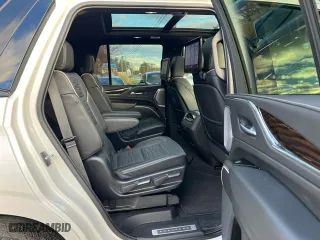 2021 Cadillac Escalade Sport Platinum with VIN 1GYS4GKL2MR324608, listed as a Copart auction lot 83489884 with 121,351 mi miles and Clean Title. Bid and sale history available at carsss.com. Image 6.