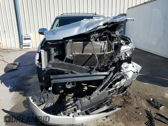2013 Chevrolet Tahoe LS z VIN 1GNSKAE04DR332680, wystawiony jako Copart lot #81899914 z przebiegiem 216 063 mil mil oraz Szkoda całkowita • Salvage title. Historia ofert i sprzedaży dostępna na DreamBid. Obrazek 5.