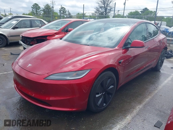 2025 Tesla Model 3 Long Range with VIN 5YJ3E1EB9SF928781, listed as a IAAI auction lot 41870681 with 261 mi miles and . Bid and sale history available at DreamBid. Image 2.