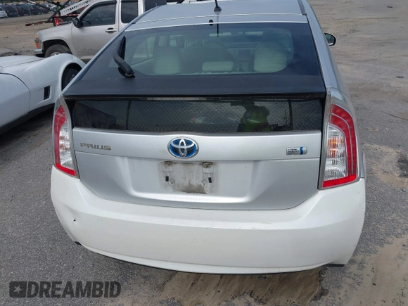 2013 Toyota Prius One with VIN JTDKN3DU5D0352800, listed as a IAAI auction lot 42102084 with 341,876 mi miles. Bid and sale history available at carsss.com. Image 16.