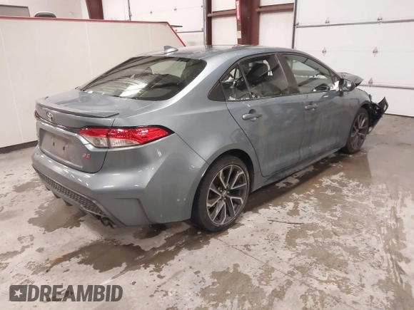 2020 Toyota Corolla SE with VIN 5YFS4RCE3LP031312, listed as a IAAI auction lot 41206674 with 117,567 mi miles. Bid and sale history available at carsss.com. Image 4.