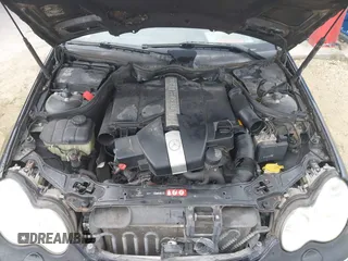 2005 Mercedes-Benz C 240 with VIN WDBRF81J05F557070, listed as a IAAI auction lot 42242556 with 113,139 mi miles and . Bid and sale history available at DreamBid. Image 10.