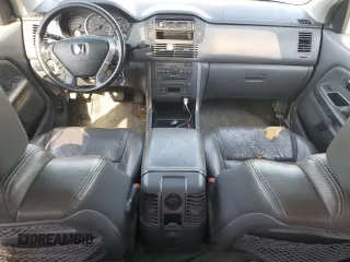 2005 Honda Pilot EX-L with VIN 2HKYF18505H500452, listed as a Copart auction lot 57552535 with 282,733 mi miles and Salvage title. Bid and sale history available at DreamBid. Image 8.
