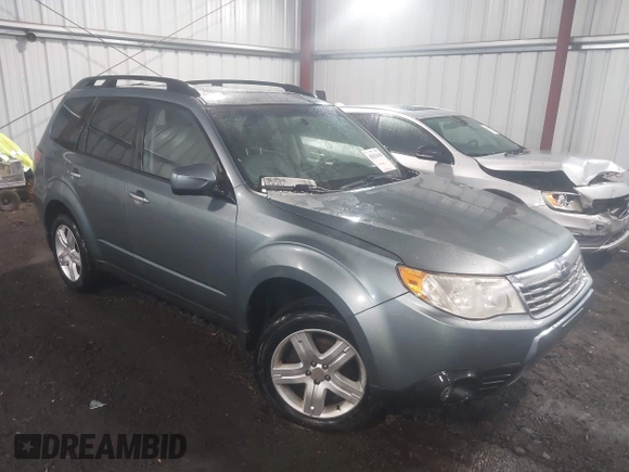 2010 Subaru Forester 2.5X Limited with VIN JF2SH6DC2AH901853, listed as a IAAI auction lot 42021610 with 159,385 mi miles. Bid and sale history available at carsss.com. Image 1.