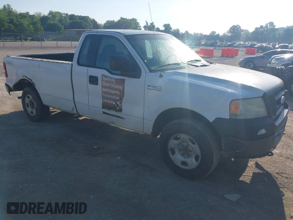 2006 Ford F-150 XL with VIN 1FTRF14W06NB28681, listed as a IAAI auction lot 42147085 with 381,160 mi miles. Bid and sale history available at carsss.com. Image 1.