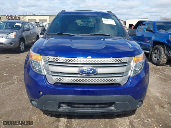 2013 Ford Explorer with VIN 1FM5K7B8XDGB25771, listed as a IAAI auction lot 41883733 with 211,784 mi miles. Bid and sale history available at carsss.com. Image 12.