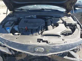 2017 Kia Optima EX с VIN 5XXGU4L34HG126985, выставлен на аукционе IAAI как лот 41965419 с пробегом 107 000 миль миль и . История ставок и продаж доступна на DreamBid. Изображение 10.