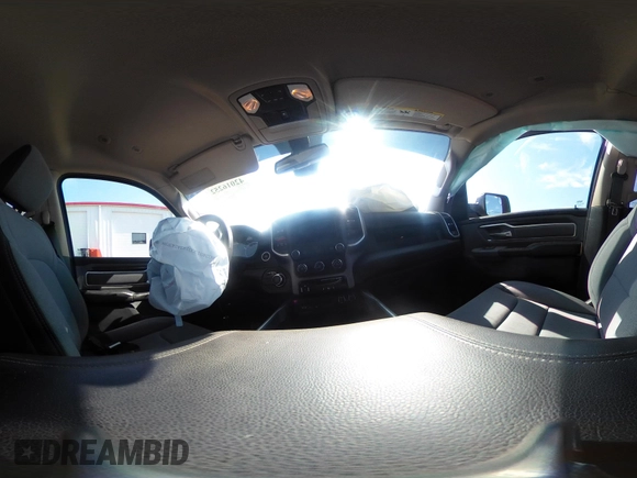 2019 Ram 1500 Big Horn с VIN 1C6RREFT1KN684047, выставлен на аукционе IAAI как лот 42016252 с пробегом 131 084 миль миль и . История ставок и продаж доступна на DreamBid. Изображение 18.