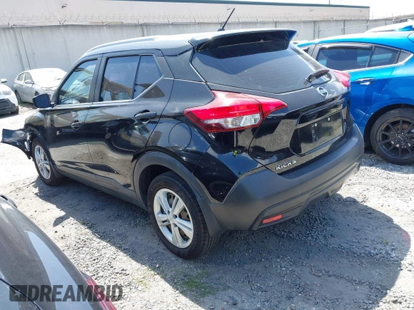2018 Nissan Kicks S with VIN 3N1CP5CUXJL532514, listed as a IAAI auction lot 41919694 with 30,431 mi miles and . Bid and sale history available at carsss.com. Image 3.