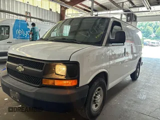 2015 Chevrolet Express Cargo with VIN 1GCWGFCF1F1160108, listed as a IAAI auction lot 42727390 with 123,035 mi miles and . Bid and sale history available at DreamBid. Image 19.