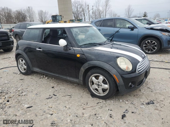2010 MINI Cooper Hardtop with VIN WMWMF3C59ATU77936, listed as a Copart auction lot 51821835 with 0 mi miles and Clean Title. Bid and sale history available at carsss.com. Image 4.
