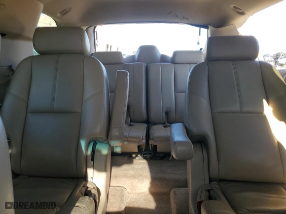 2008 GMC Yukon SLT w/4SB with VIN 1GKFK13048J179899, listed as a Copart auction lot 79122224 with 200,499 mi miles and Salvage Title. Bid and sale history available at carsss.com. Image 10.