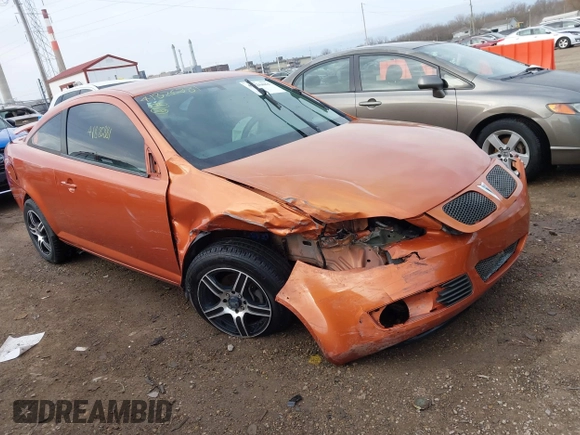 2007 Pontiac G5 with VIN 1G2AL15F877165704, listed as a IAAI auction lot 41826881 with 262,349 mi miles. Bid and sale history available at carsss.com. Image 6.