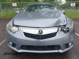 2011 Acura TSX z VIN JH4CU2F69BC003522, wystawiony jako IAAI lot #42265766 z przebiegiem 138 912 mil mil oraz . Historia ofert i sprzedaży dostępna na DreamBid. Obrazek 12.