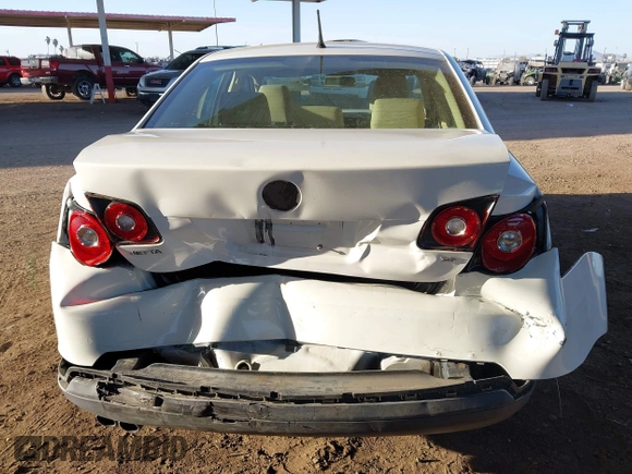 2009 Volkswagen Jetta S с VIN 3VWJZ71K79M040280, выставлен на аукционе IAAI как лот 42328383 с пробегом 160 072 миль миль и . История ставок и продаж доступна на DreamBid. Изображение 17.