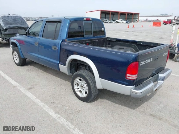2004 Dodge Dakota SLT with VIN 1D7HG48NX4S585546, listed as a IAAI auction lot 41836690 with 191,735 mi miles. Bid and sale history available at carsss.com. Image 3.