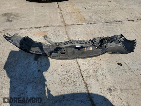 2016 Ford Focus SE z VIN 1FADP3F2XGL261707, wystawiony jako Copart lot #59078565 z przebiegiem 79 820 mil mil oraz Szkoda całkowita • Salvage title. Historia ofert i sprzedaży dostępna na DreamBid. Obrazek 12.