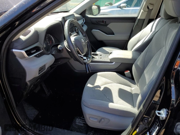 2021 Toyota Highlander L с VIN 5TDBZRBH1MS537811, выставлен на аукционе Copart как лот 53372695 с пробегом 58 727 миль миль и Списание • Salvage title. История ставок и продаж доступна на DreamBid. Изображение 7.